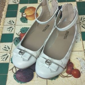 Michael kors shoes girls flats size 13 good condition